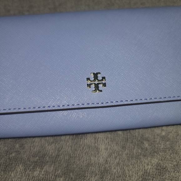 Tory Burch Wallet - Picture 13 of 17